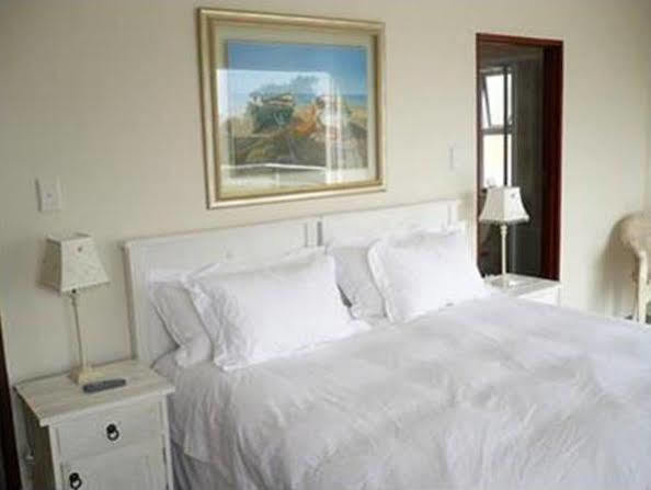 Aristotle Guest House Port Elizabeth Esterno foto
